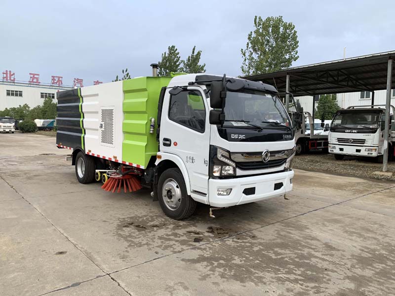 東風大多利卡4水4塵洗掃車